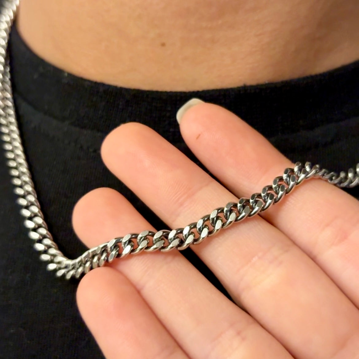 Rebel Curb Chain