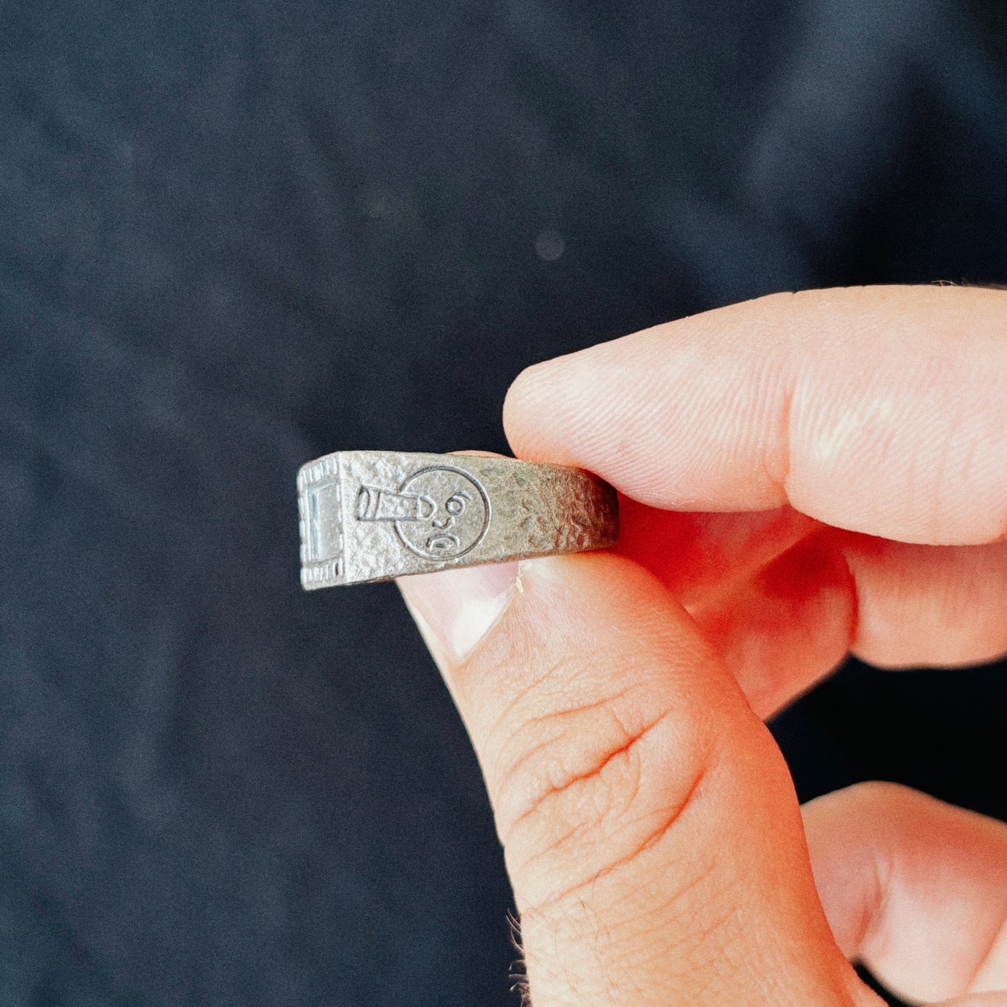 Le Cinéma Signet Ring
