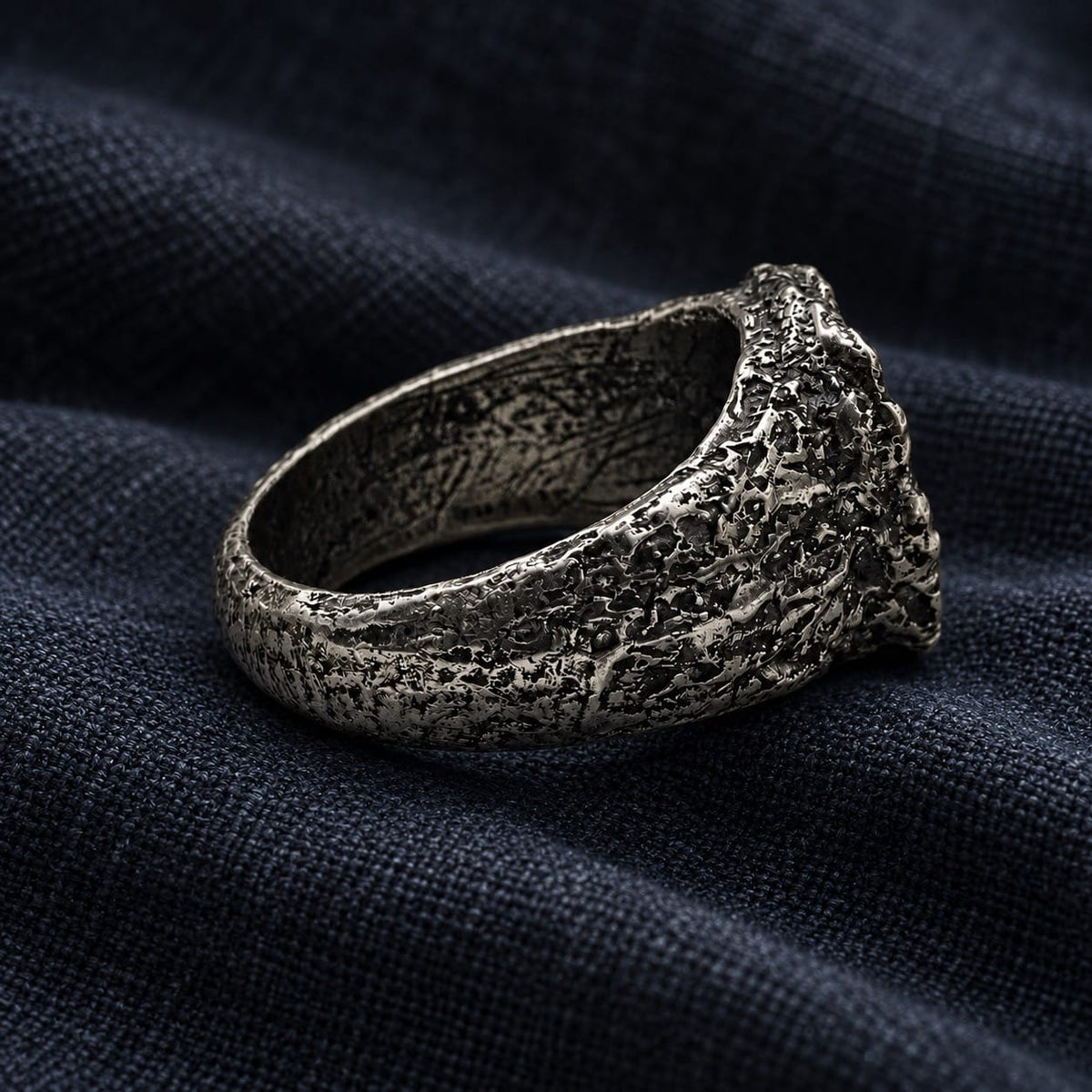 The Abyss Ring
