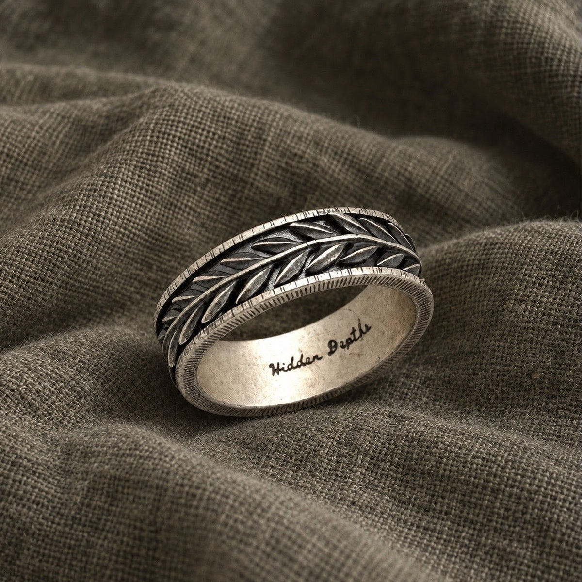 Ancient Laurel Ring
