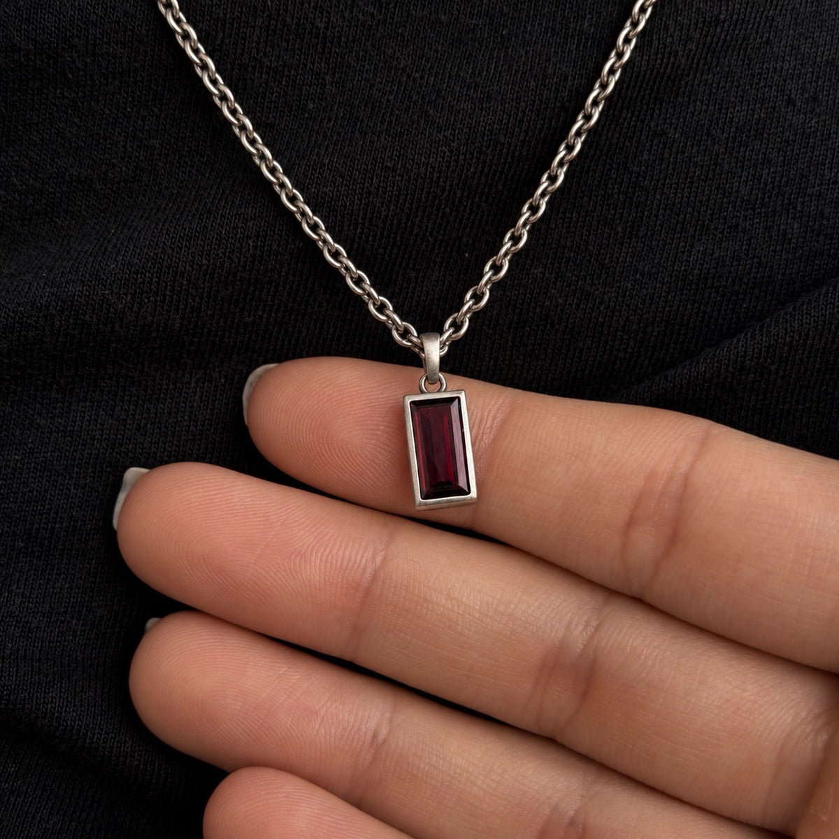 The Traveler’s Garnet