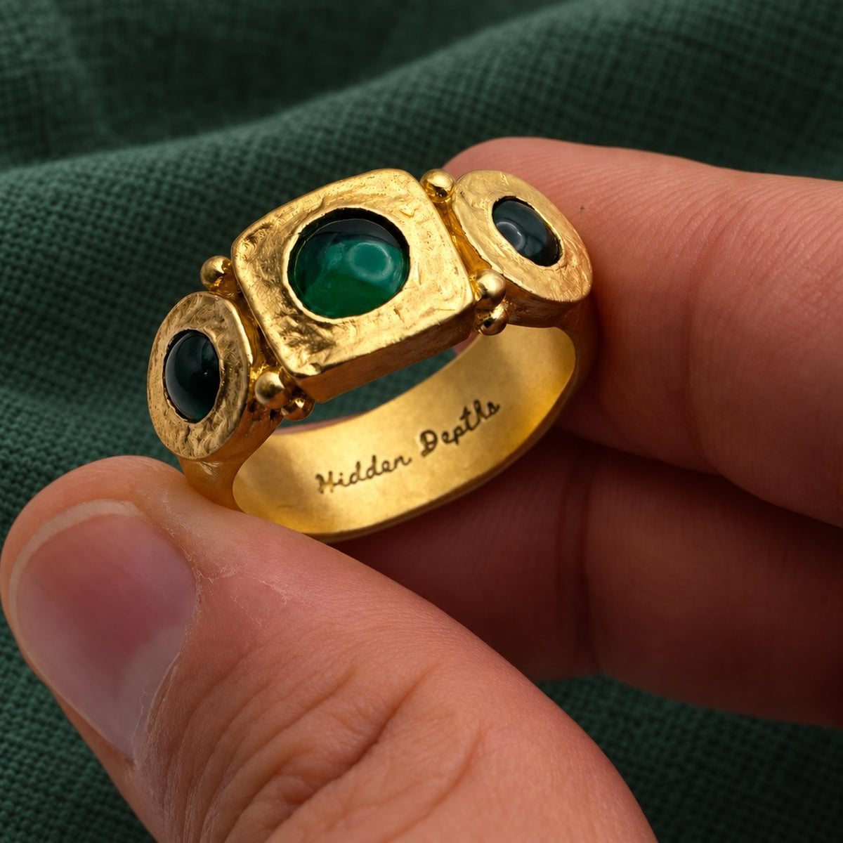 Ancient Emerald Gold Ring