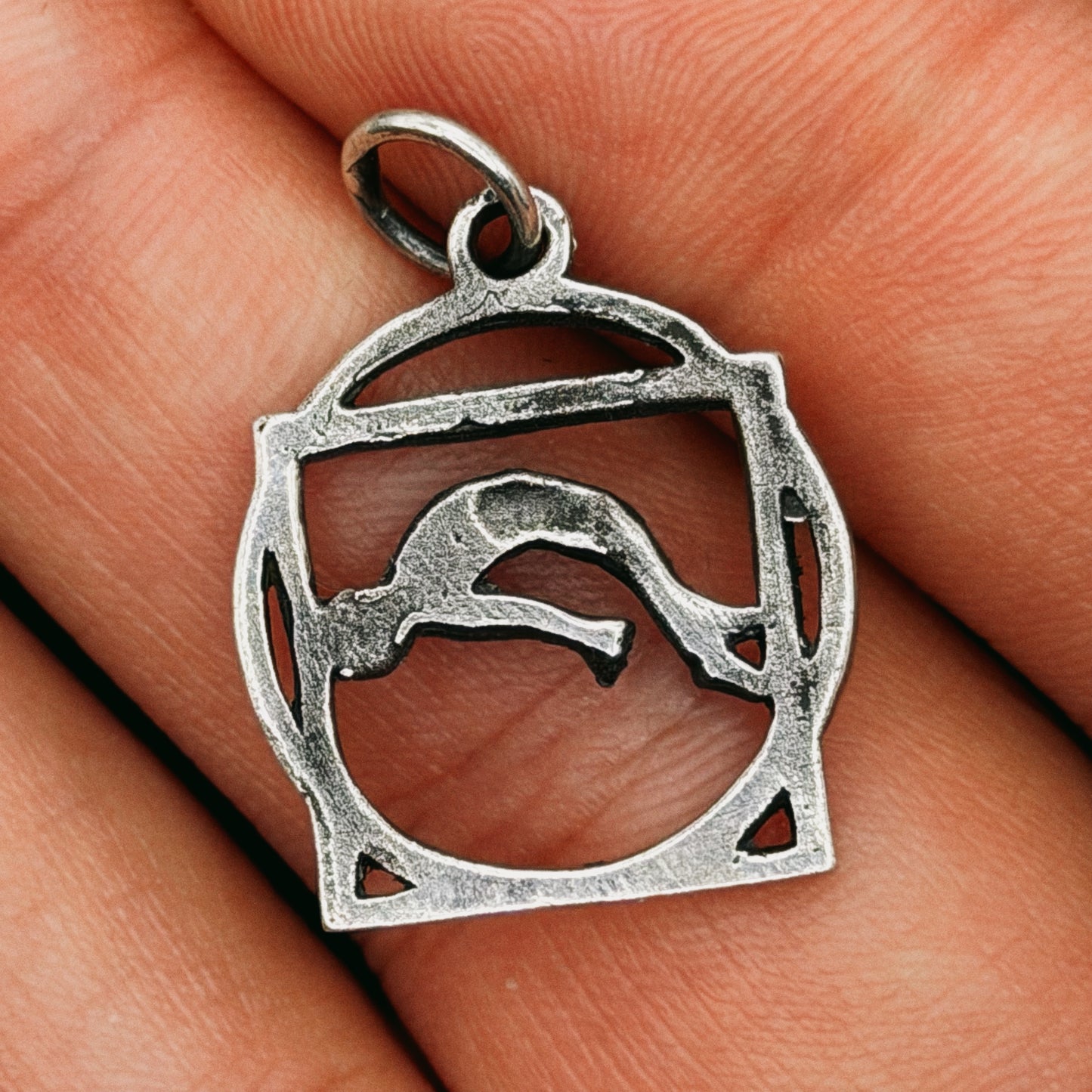 back view of the pendant