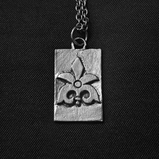 Alhambra Floral Pendant