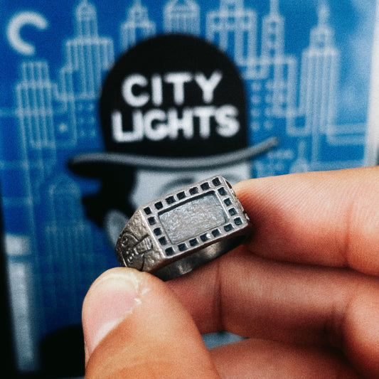 Le Cinéma Signet Ring