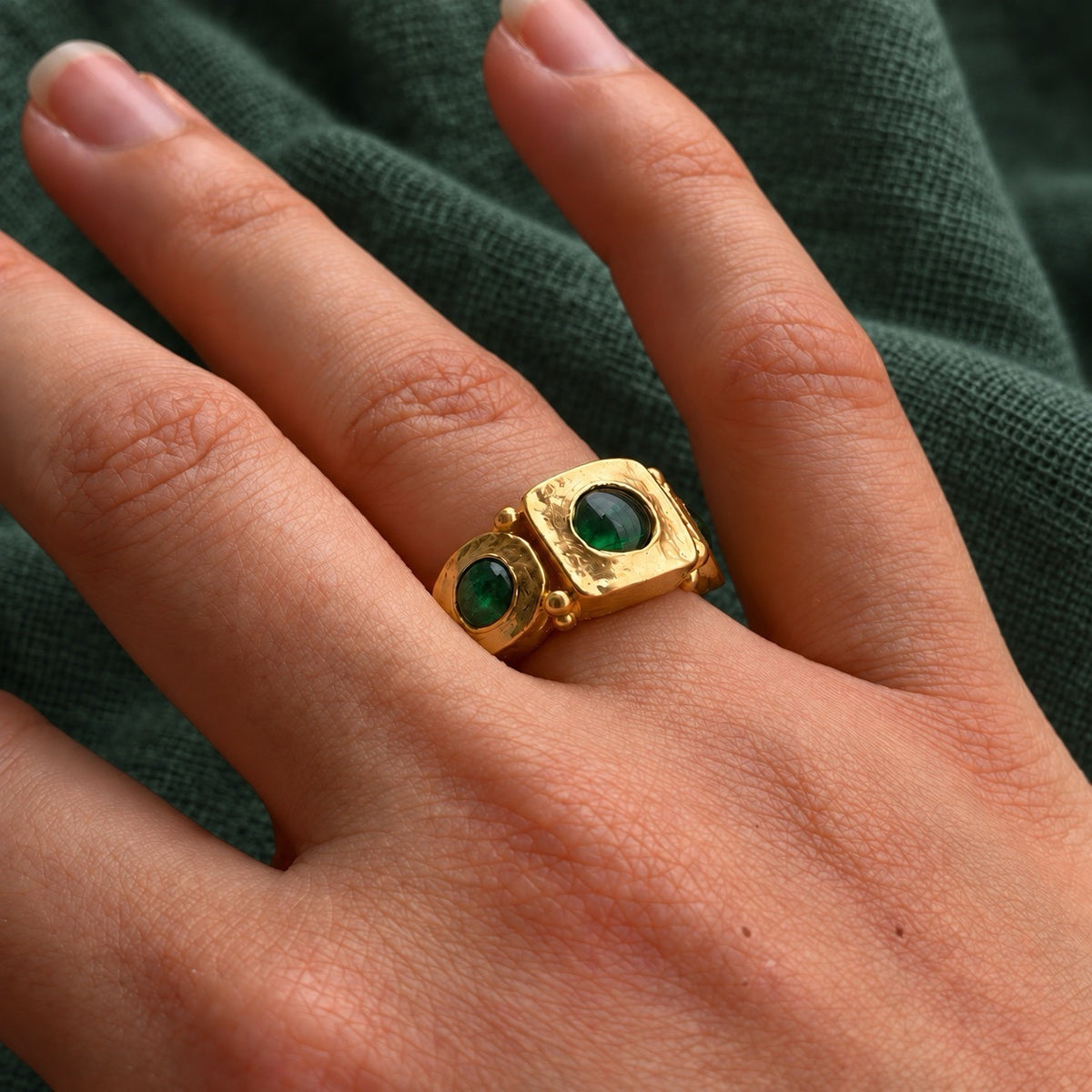 Ancient Emerald Gold Ring