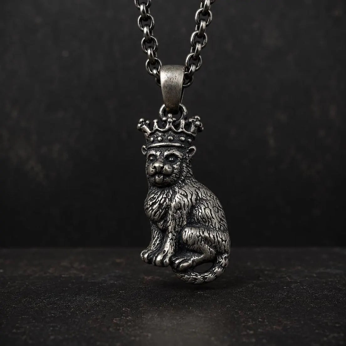 Medieval Cat King Necklace