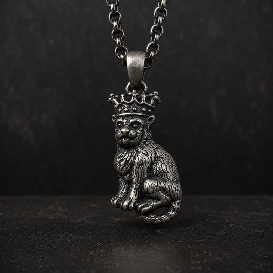 Medieval Cat King Necklace