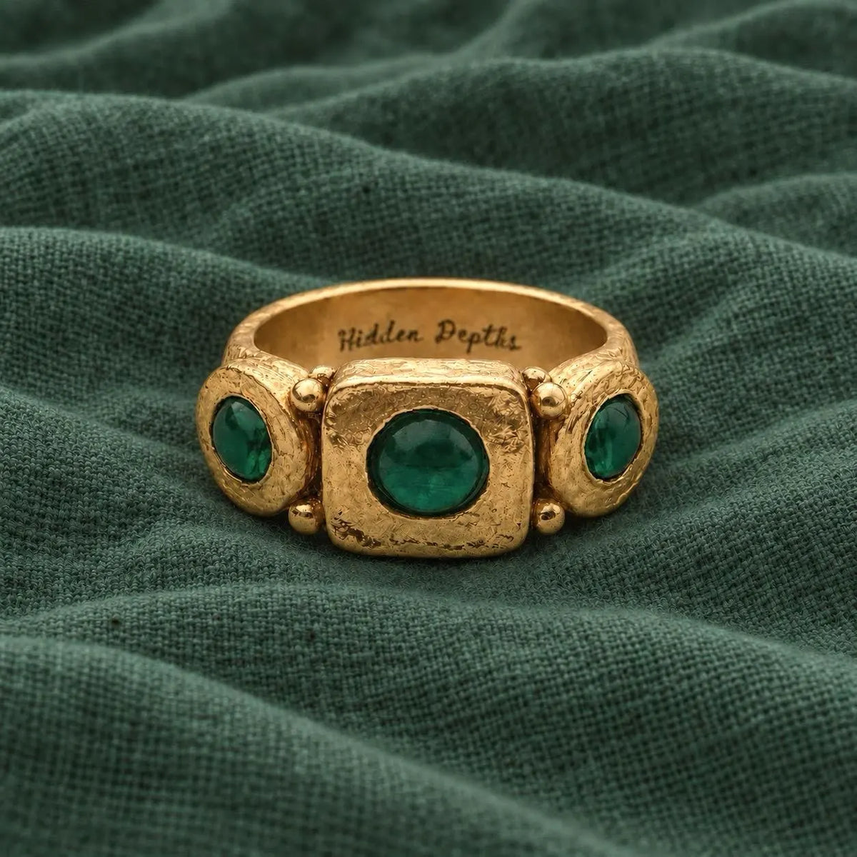 Ancient Emerald Gold Ring