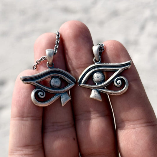 The Two Eyes Amulet