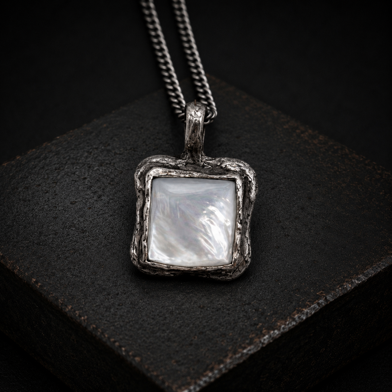Mother of Pearl Silver Pendant