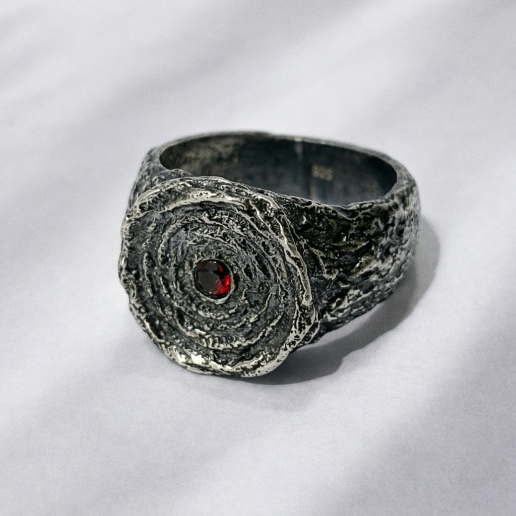 The Abyss Ring With Natural Gemstones - Hidden Depths  12 / Red Garnet